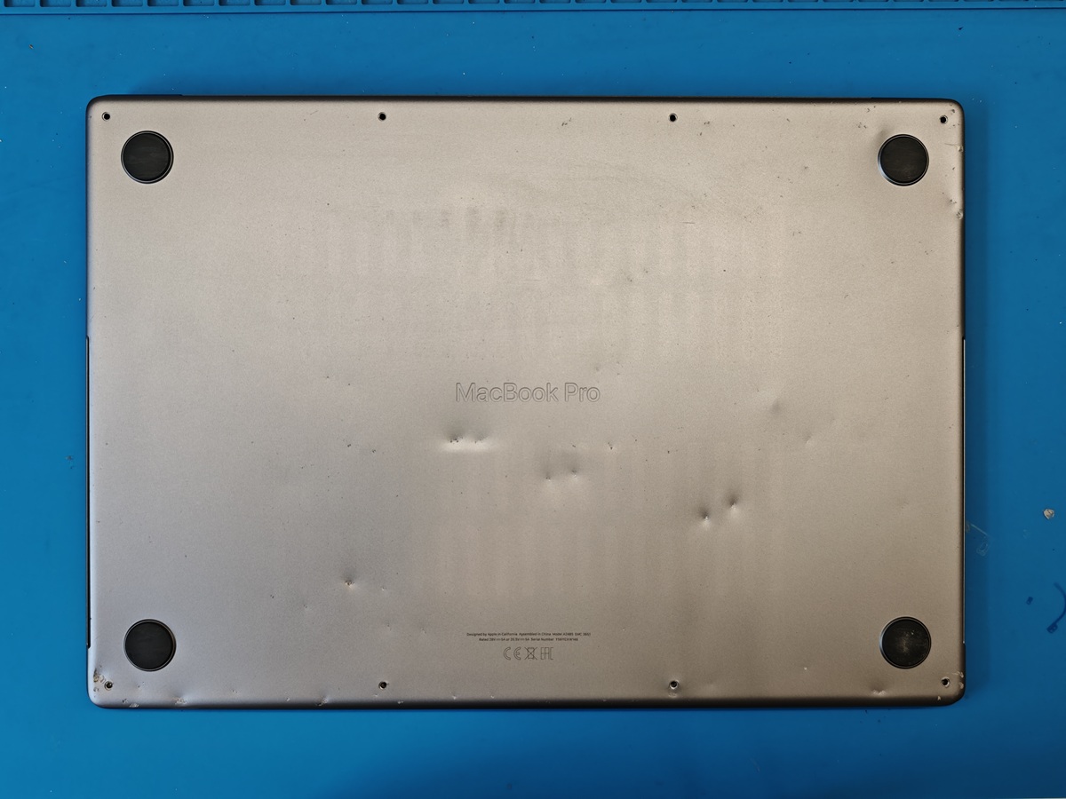 Sikorsky Lab | Замена нижней крышки на Apple MacBook Pro 16 A2485